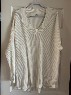 *closet clean out* Aerie Cream Ribbed scoopneck Sweater size XL